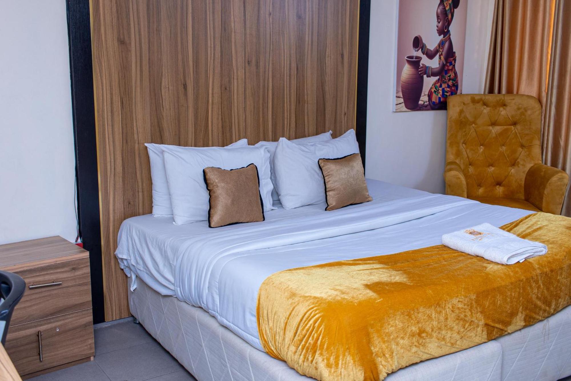 Royal Rex Hotels And Spa Lagos Exterior photo